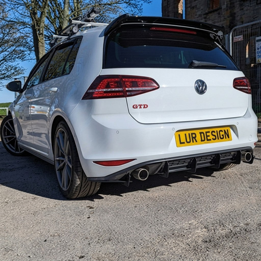 Spoiler/Estrattore Posteriore per Volkswagen Golf MK7 GTI/GTD - Lur Design